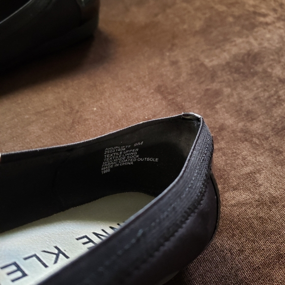 Anne Klein iflex Black Flats Womens Size 9 - Picture 9 of 11